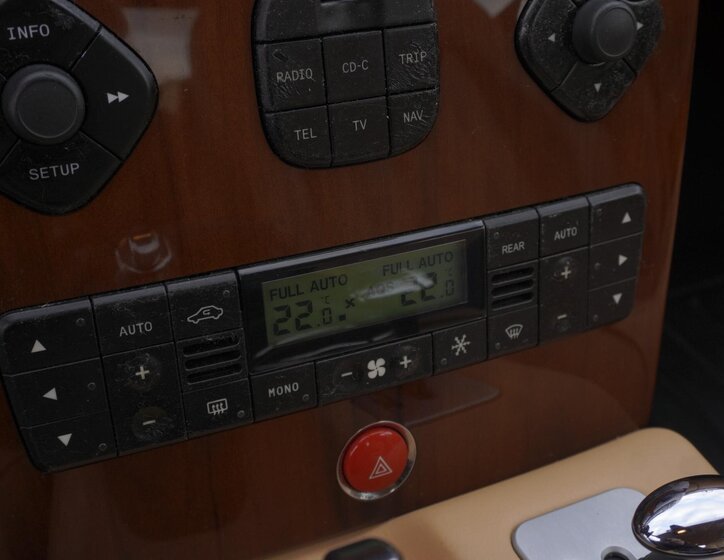 Maserati Quattroporte Sedan 4,2 l 295 kw