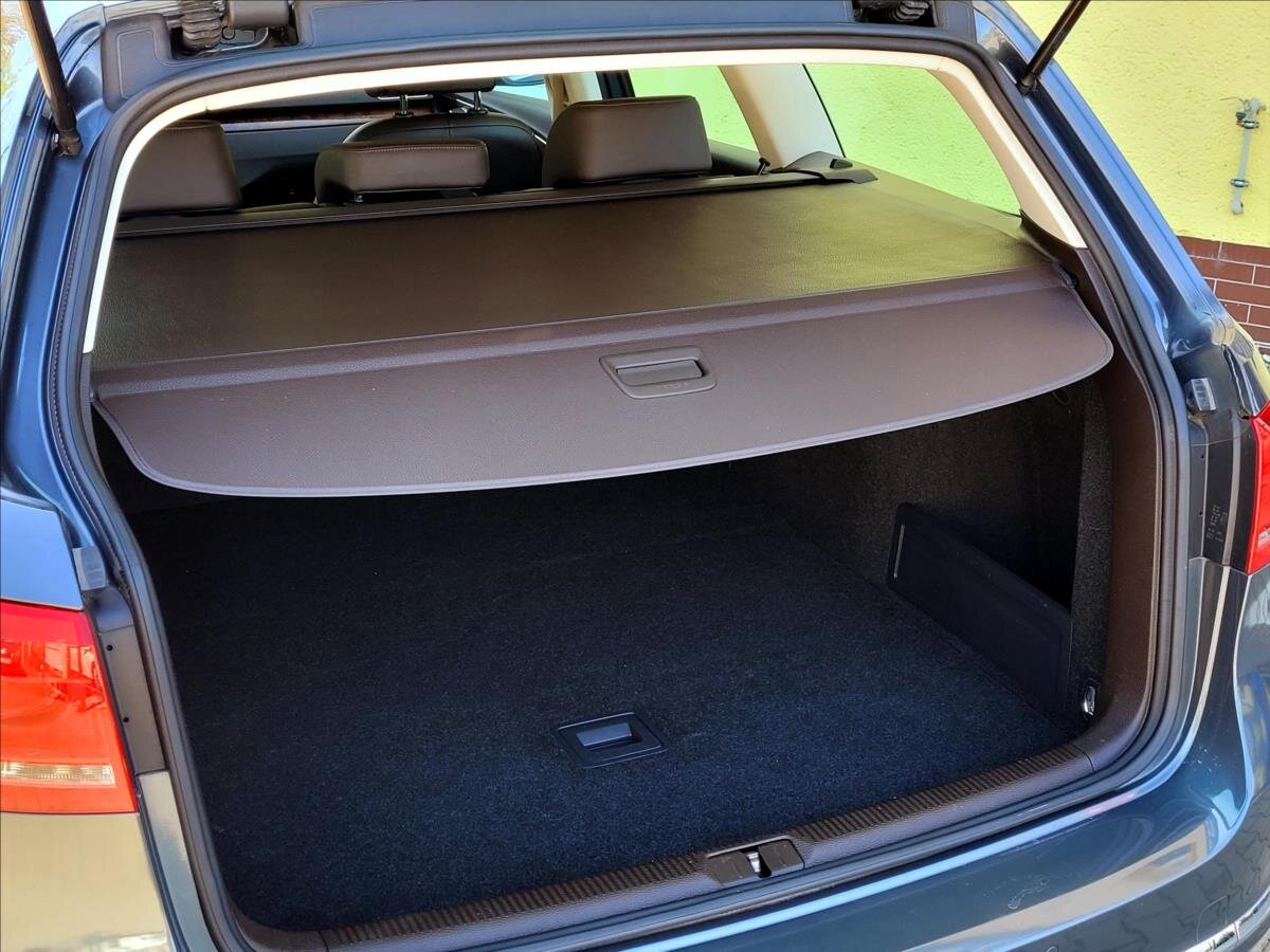 Volkswagen Passat Kombi 1,4 l 90 kw