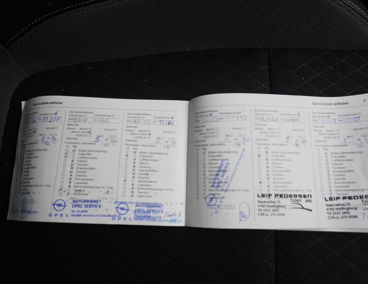 Opel Grandland X SUV 1,2 l 96 kw