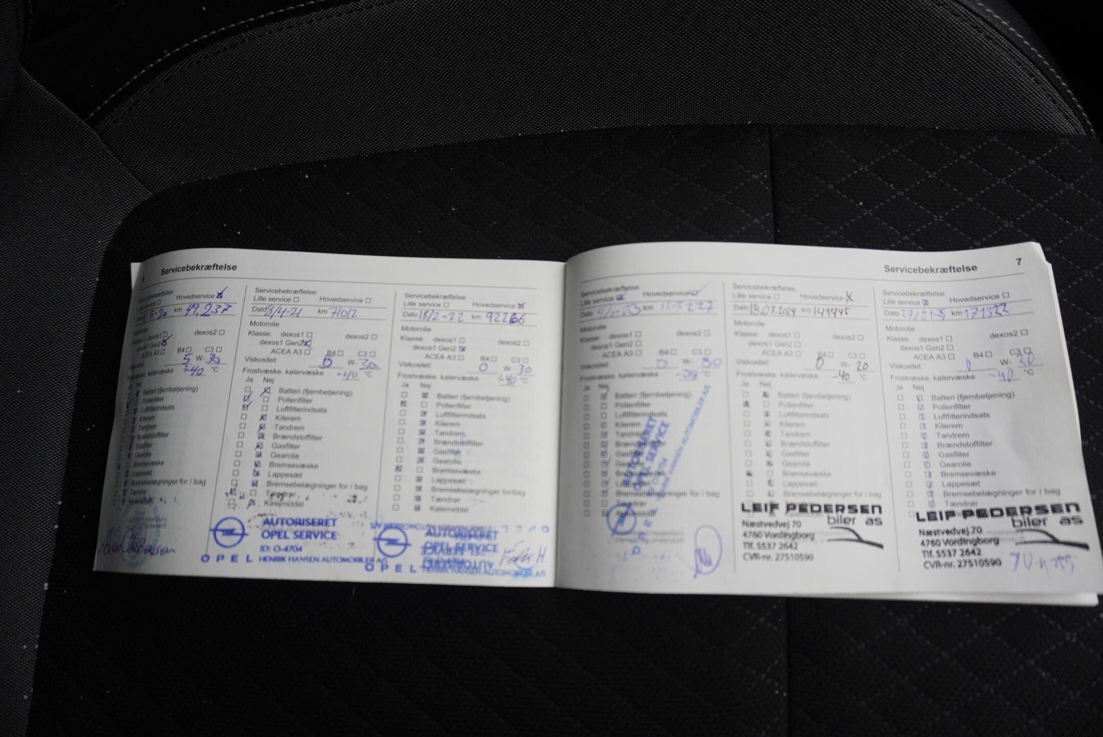 Opel Grandland X SUV 1,2 l 96 kw