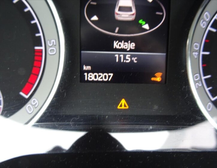 Škoda Superb Kombi 1,6 l 88 kw