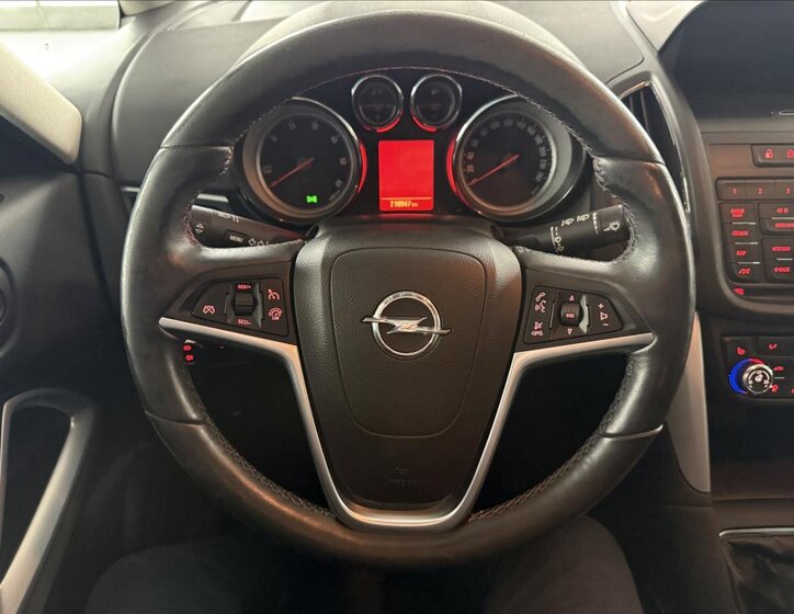 Opel Zafira MPV 2,0 l 96 kw