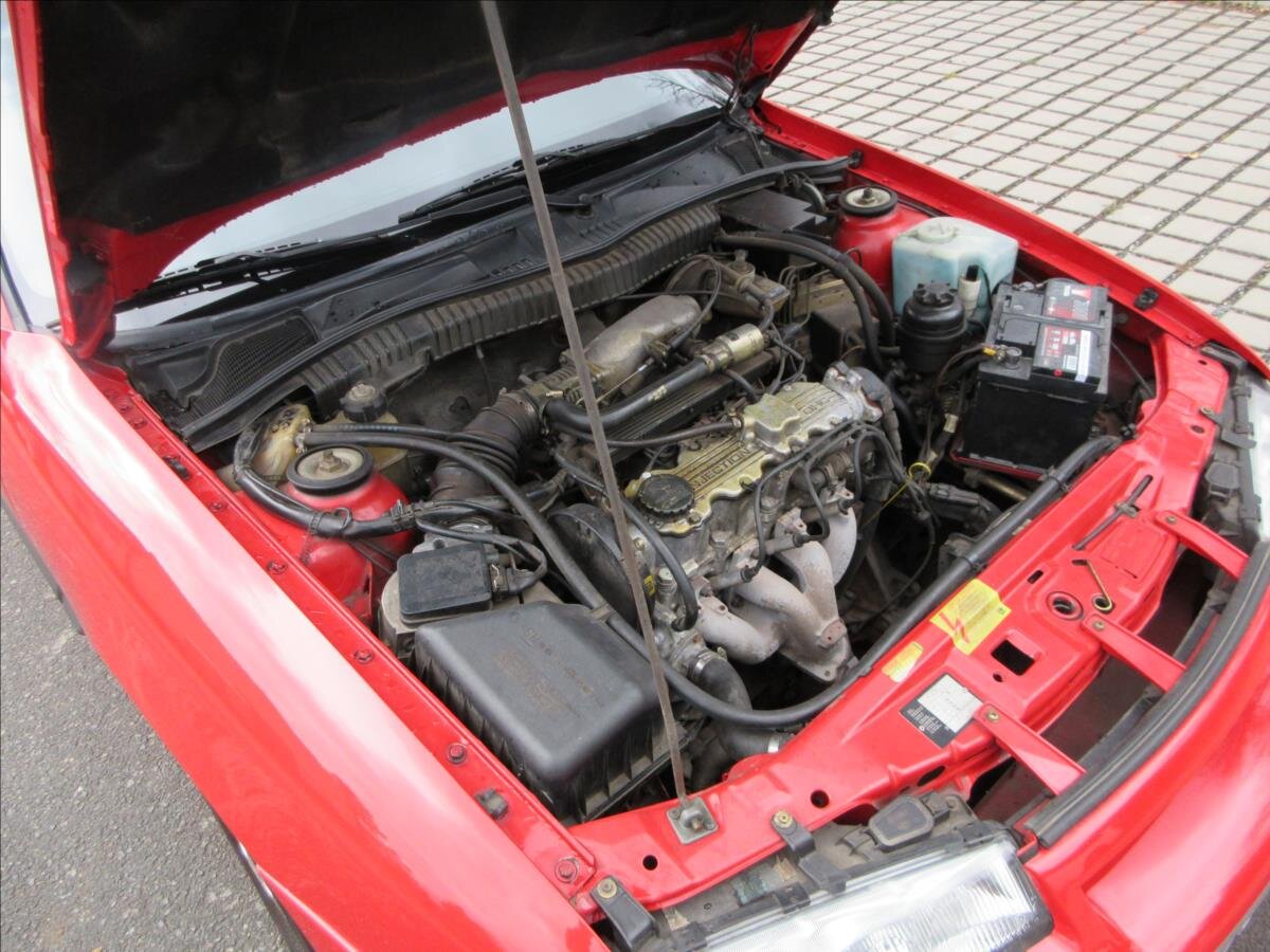 Opel Calibra Kupé 2,0 l 85 kw