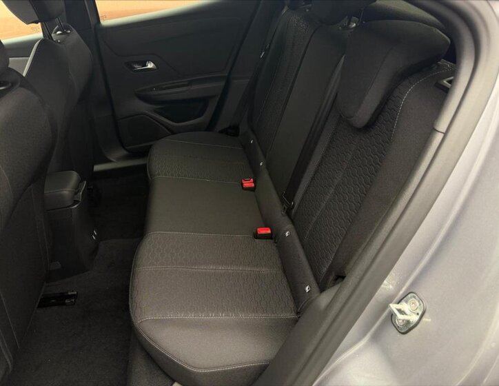 Opel Mokka SUV 1,2 l 100 kw