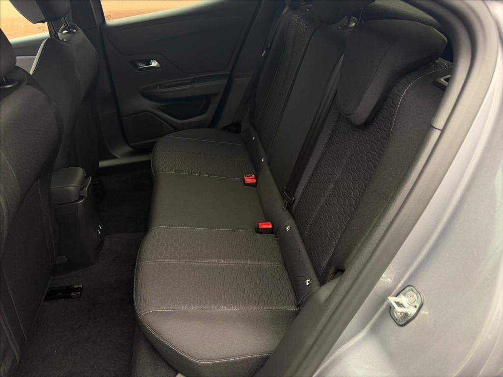 Opel Mokka SUV 1,2 l 100 kw