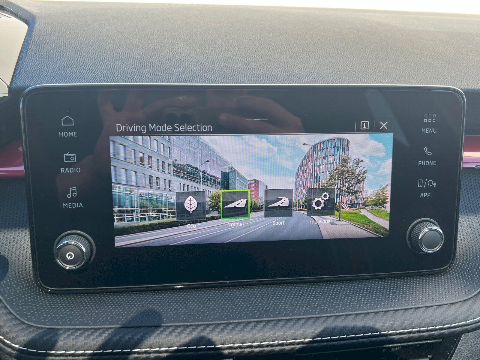 Škoda Fabia Hatchback 1,0 l 85 kw