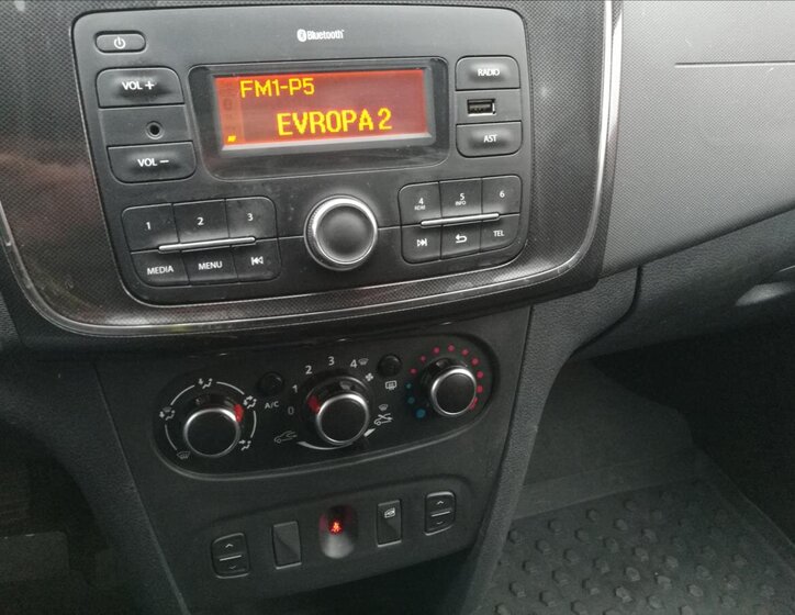 Dacia Logan Kombi 898,0 66 kw