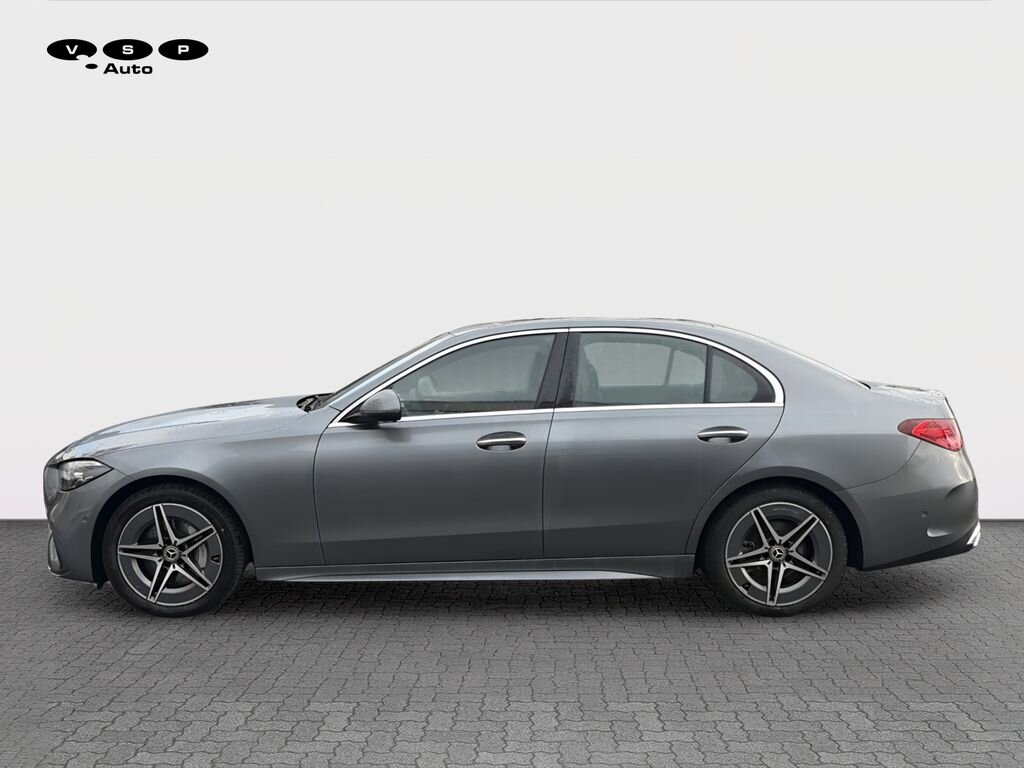 Mercedes-Benz Třídy C Sedan 2,0 l 145 kw