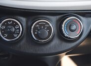 Toyota Yaris Hatchback 998,0 51 kw