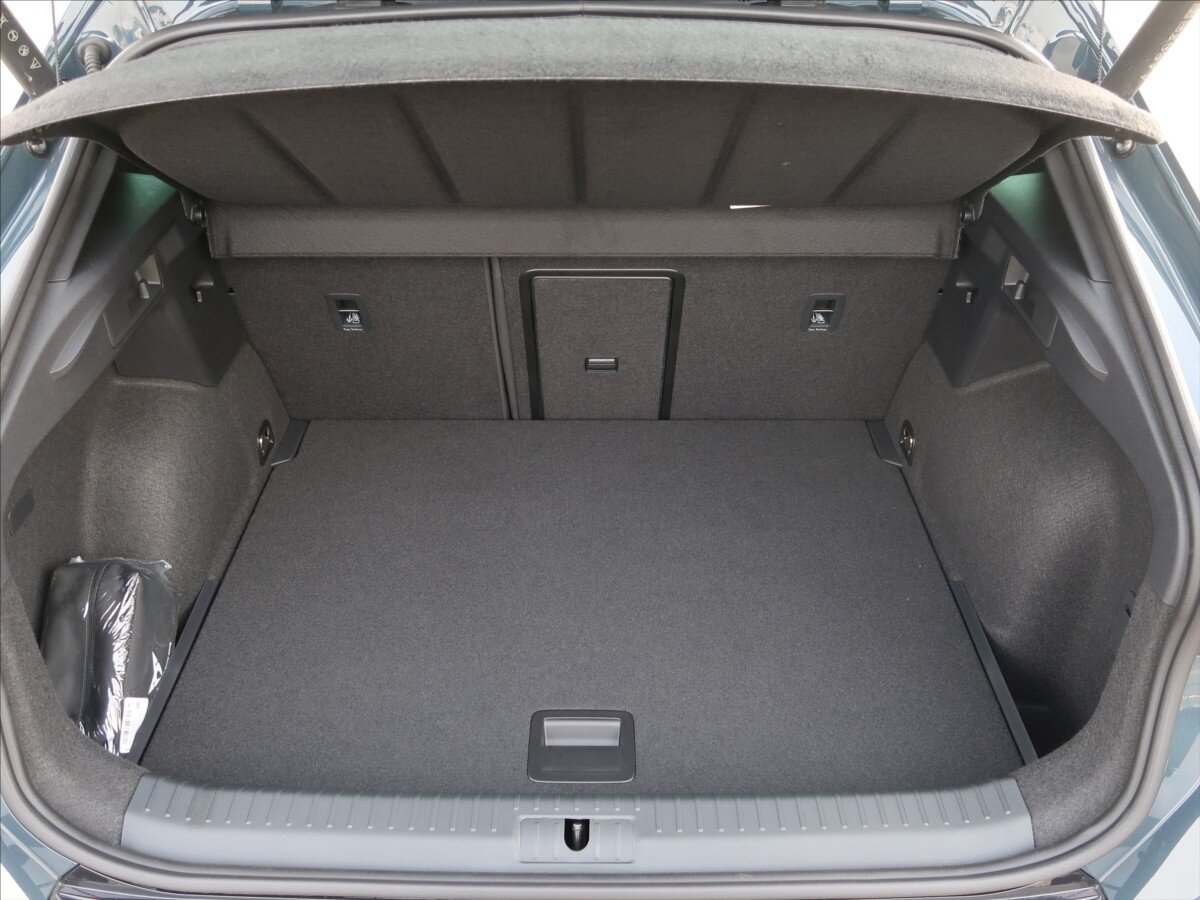 Cupra Formentor SUV / Terénní 2,0 l 195 kw