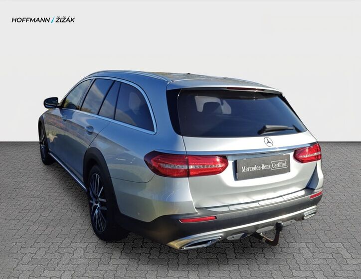 Mercedes-Benz Třídy E 7