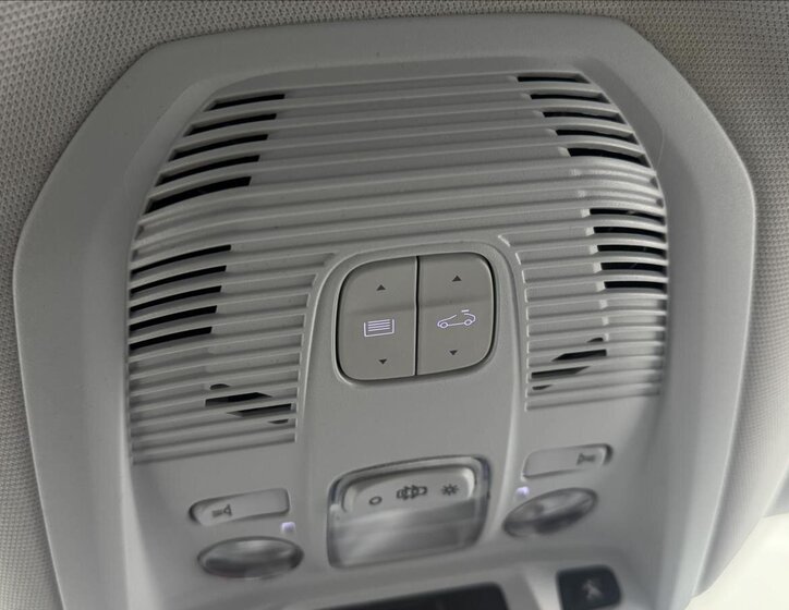 Peugeot 3008 SUV / Terénní 1,2 l 96 kw