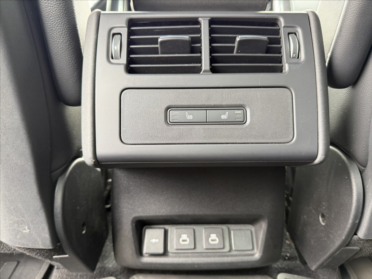 Land Rover Discovery SUV / Terénní 3,0 l 221 kw