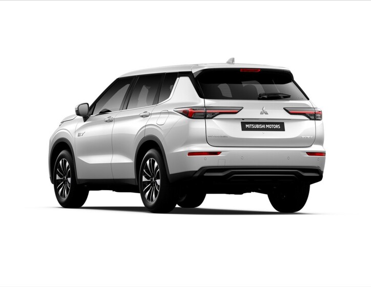 Mitsubishi Outlander 6