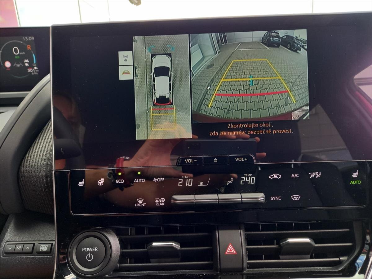 Toyota bZ4X SUV / Terénní 0,0 160 kw