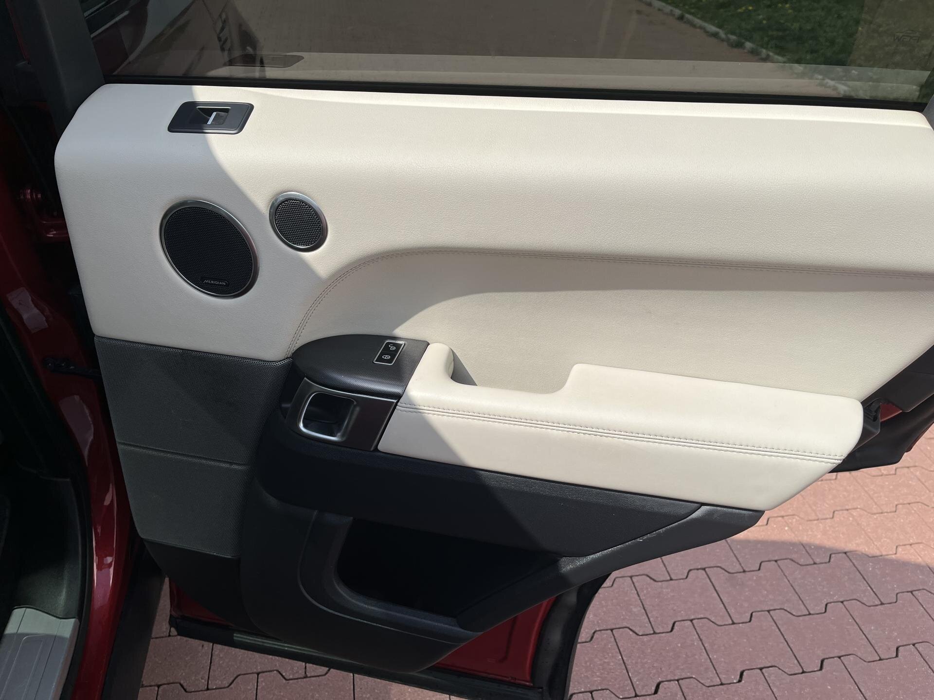 Land Rover Range Rover Sport SUV / Terénní 3,0 l 190 kw