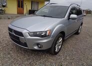 Mitsubishi Outlander 3