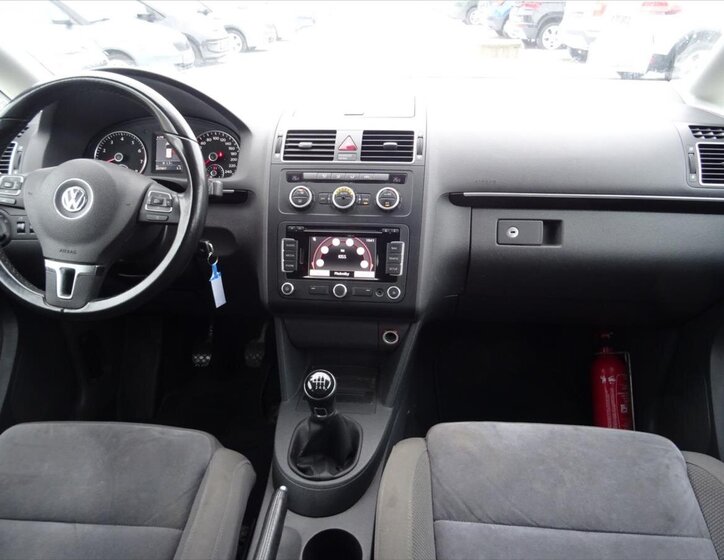 Volkswagen Touran MPV 1,2 l 77 kw