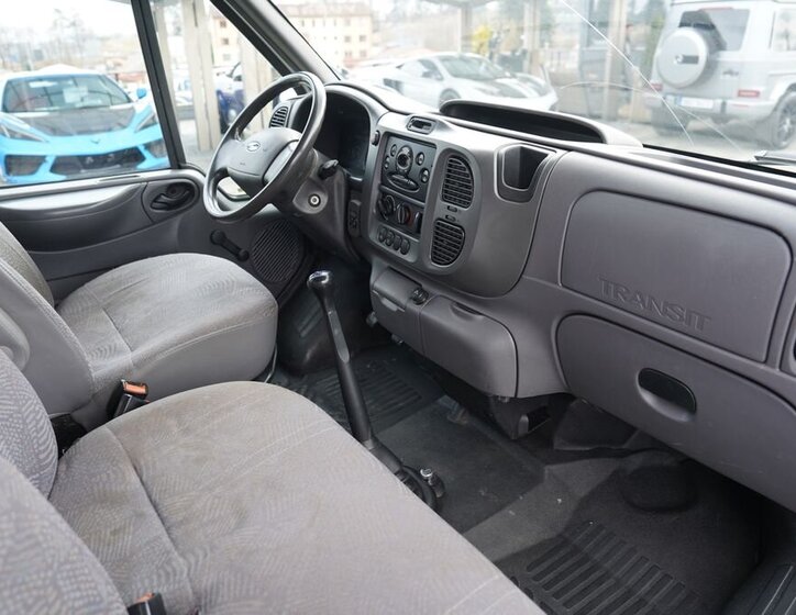 Ford Transit Skříň 2,0 l 73 kw