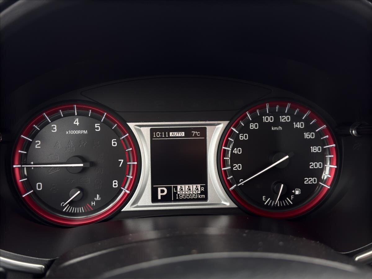 Suzuki Vitara SUV / Terénní 1,4 l 103 kw