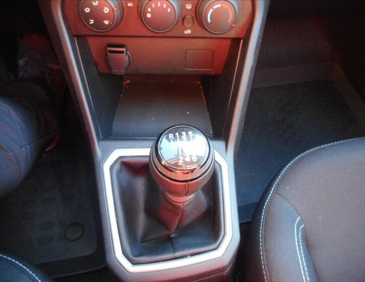 Dacia Jogger Kombi 999,0 81 kw