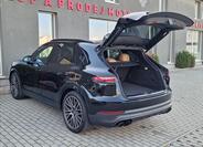 Porsche Cayenne 41