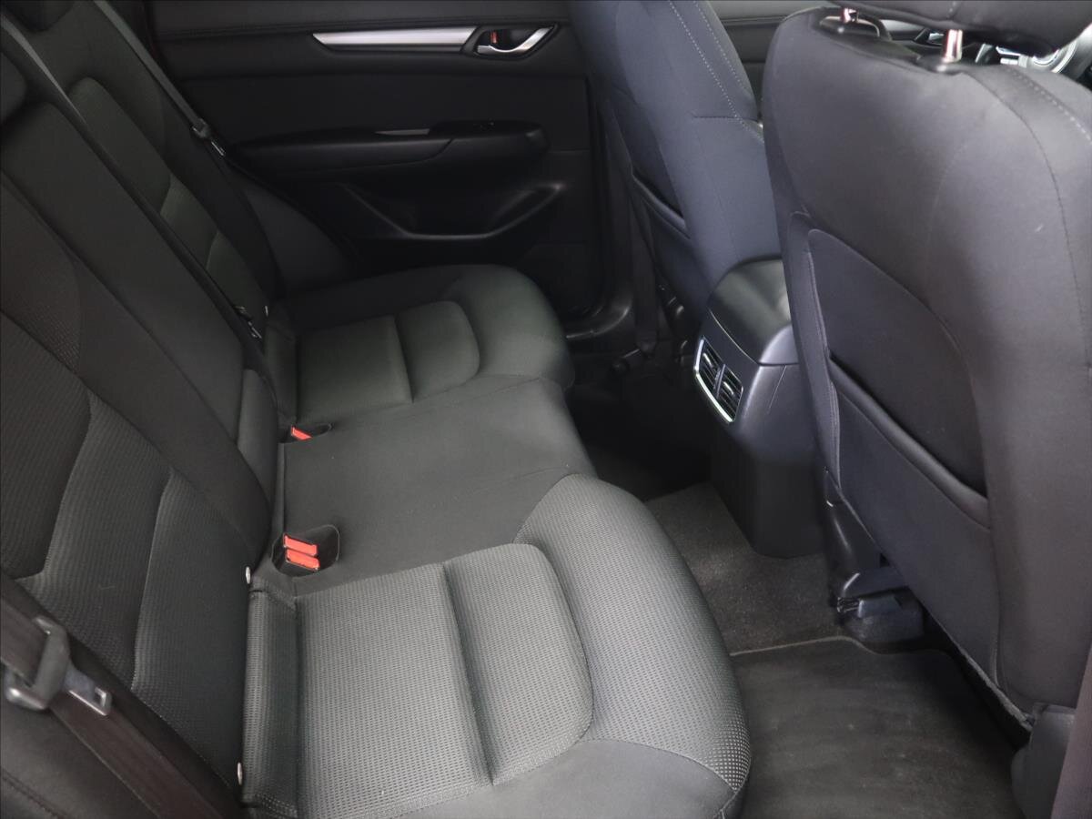 Mazda CX-5 SUV / Terénní 2,0 l 121 kw