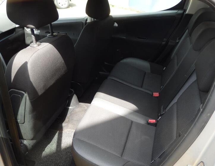 Peugeot 207 9