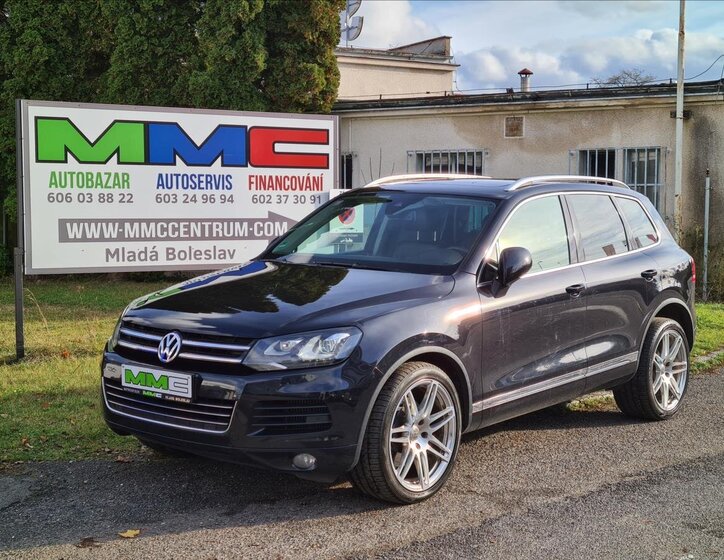 Volkswagen Touareg SUV 4,1 l 250 kw
