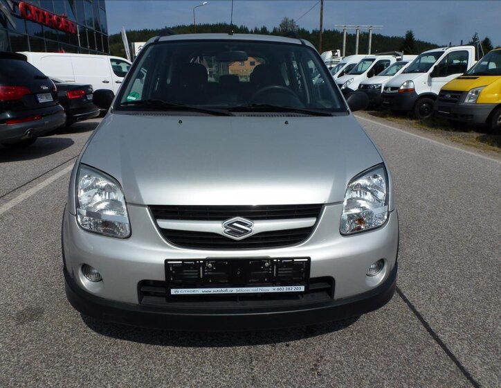 Suzuki Ignis Kombi 1,5 l 73 kw