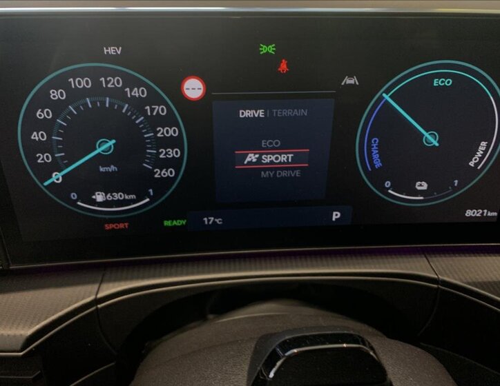 Hyundai Santa Fe SUV 1,6 l 178 kw