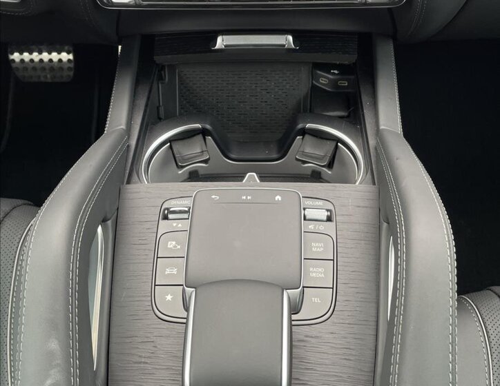 Mercedes-Benz GLS 12