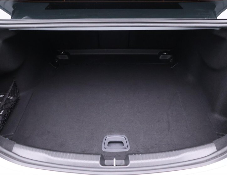 Mercedes-Benz Třídy C Sedan 1,5 l 150 kw