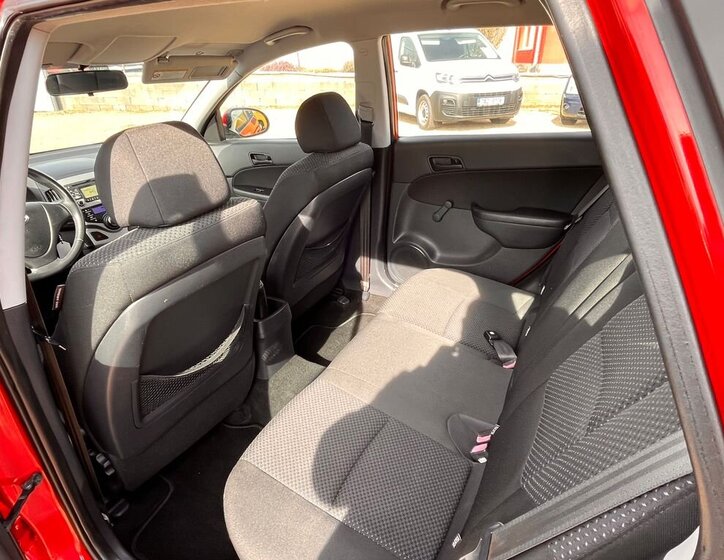 Hyundai i30 Kombi 1,6 l 66 kw