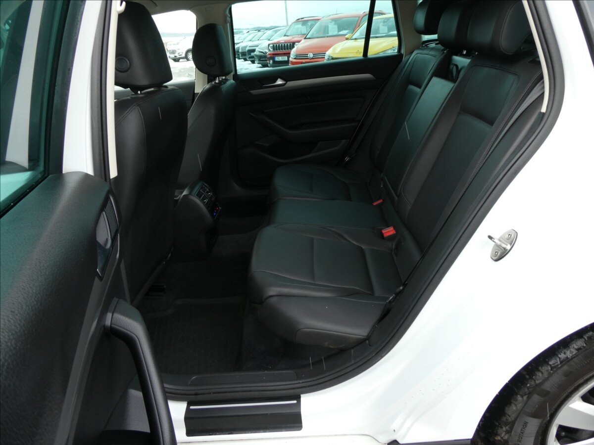 Volkswagen Passat Kombi 2,0 l 110 kw