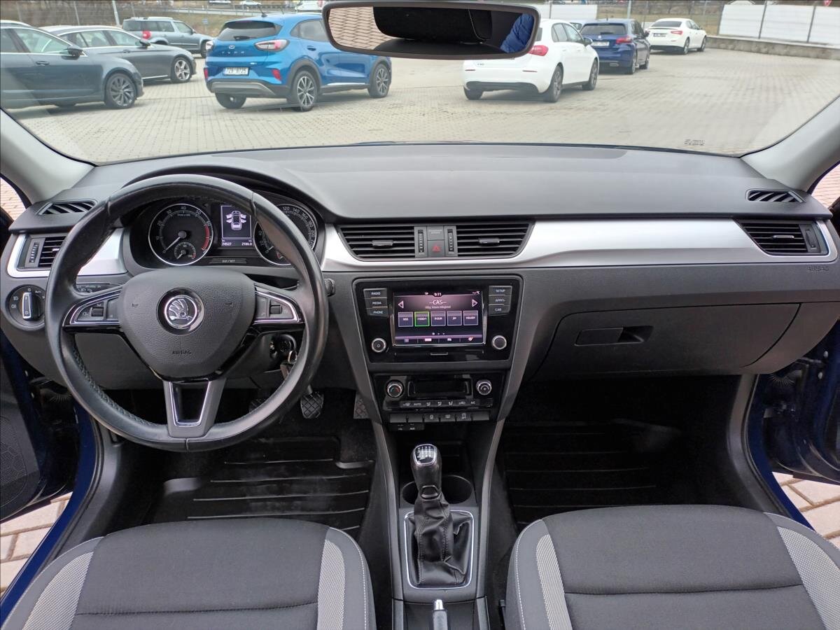 Škoda Rapid Hatchback 999,0 81 kw