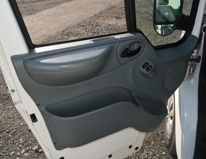 Ford Transit Valník 2,2 l 63 kw