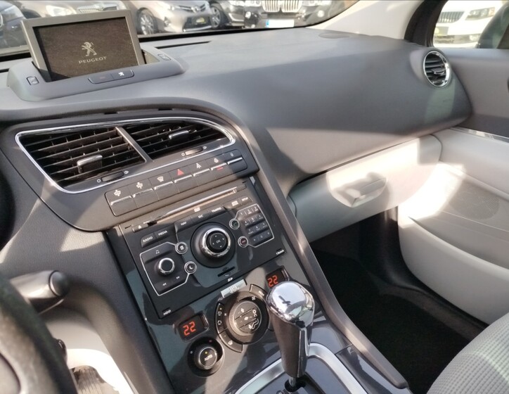Peugeot 5008 22