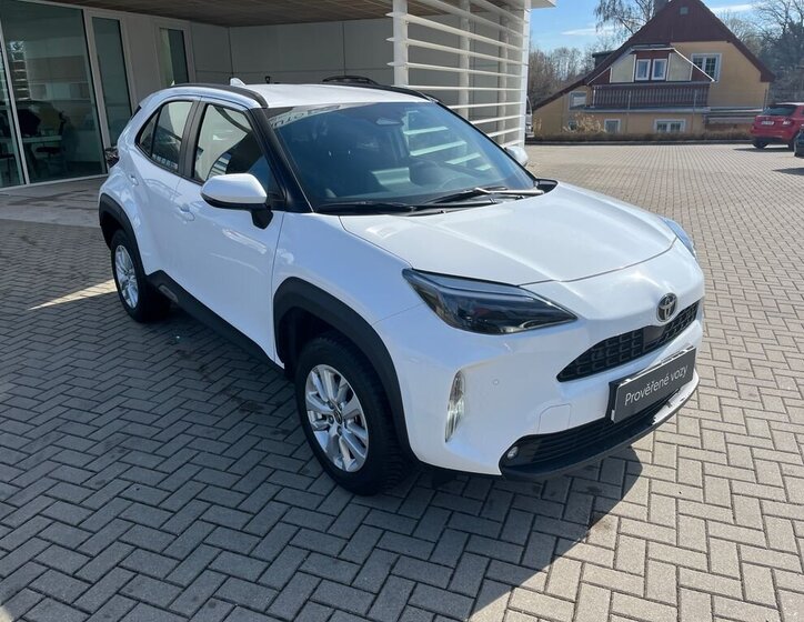 Toyota Yaris Cross SUV / Terénní 1,5 l 68 kw