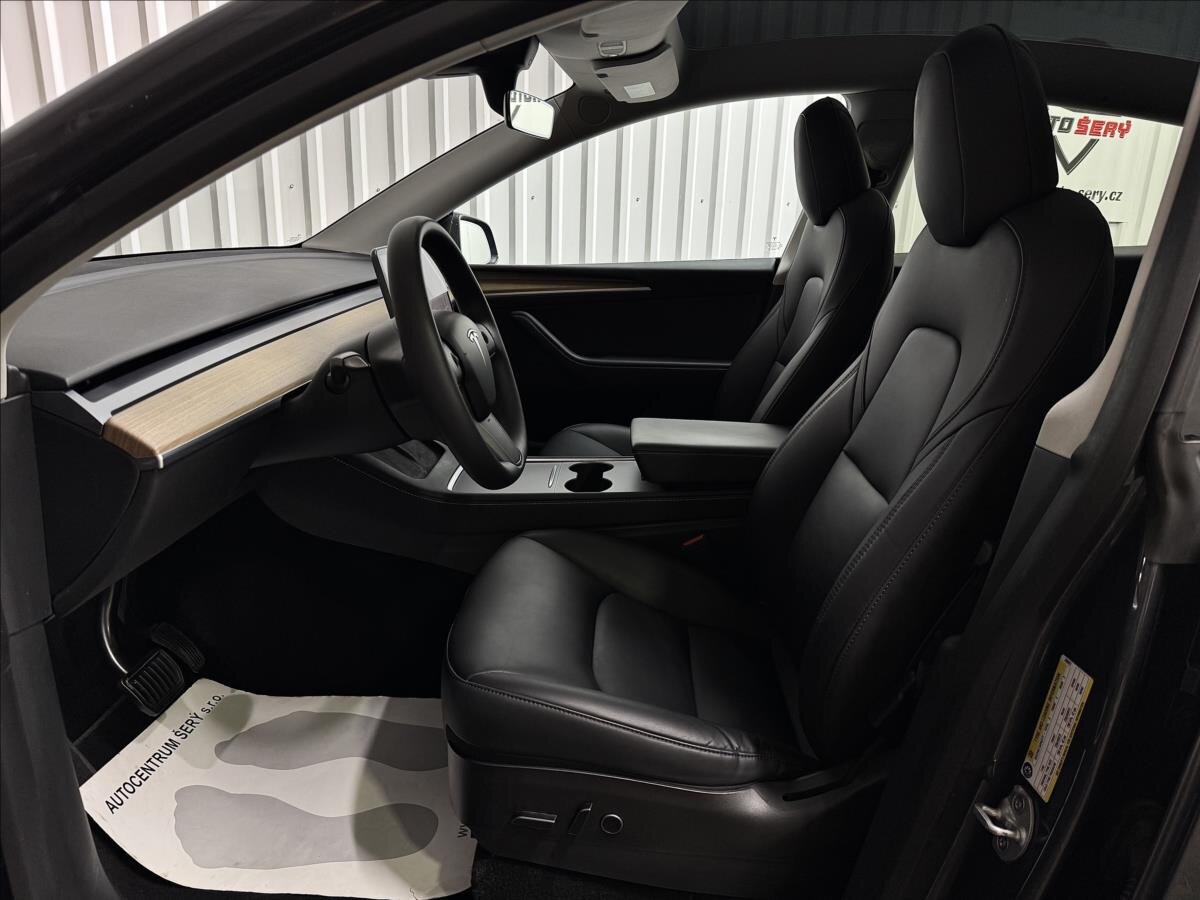 Tesla Model Y SUV 0,0 378 kw