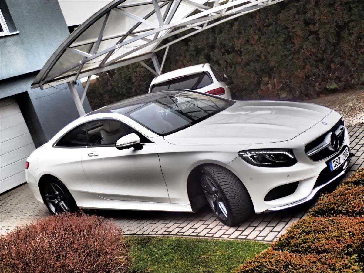 Mercedes-Benz Třídy S Kupé 4,7 l 335 kw