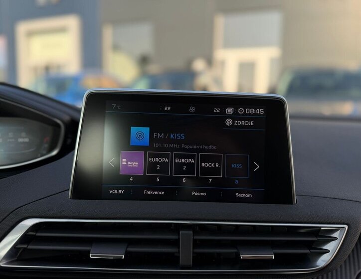 Peugeot 3008 SUV / Terénní 1,2 l 96 kw