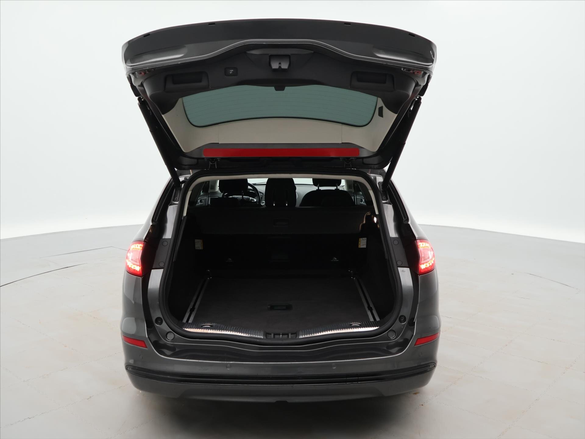 Ford Mondeo Kombi 2,0 l 110 kw