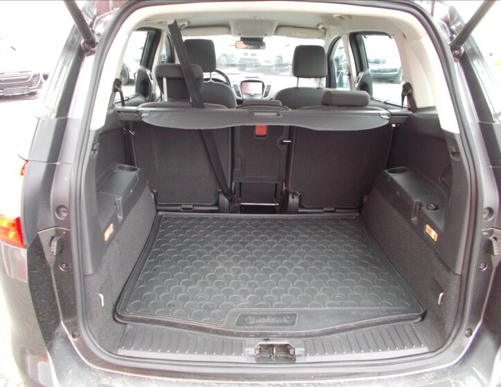 Ford Grand C-MAX MPV 1,5 l 110 kw
