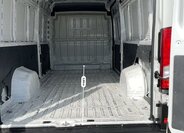 Opel Movano Skříň 2,2 l 121 kw