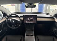 Tesla Model 3 Sedan / Limuzína 0,0 366 kw