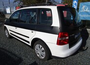 Volkswagen Touran 6