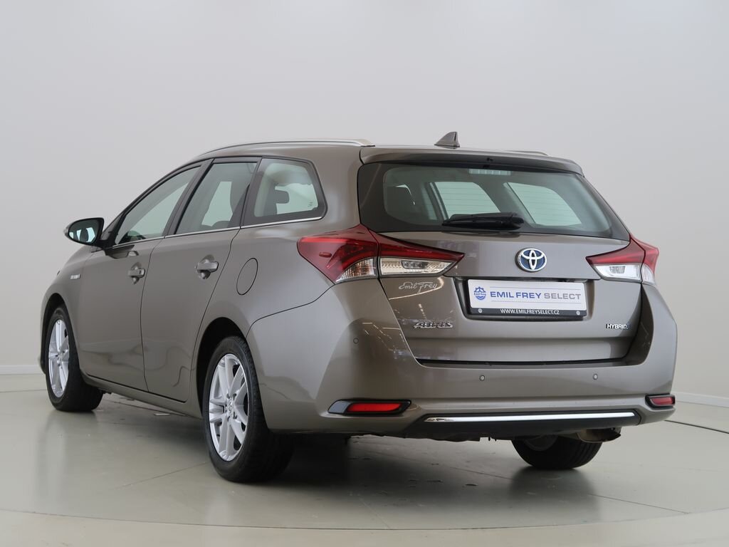 Toyota Auris Kombi 1,8 l 73 kw