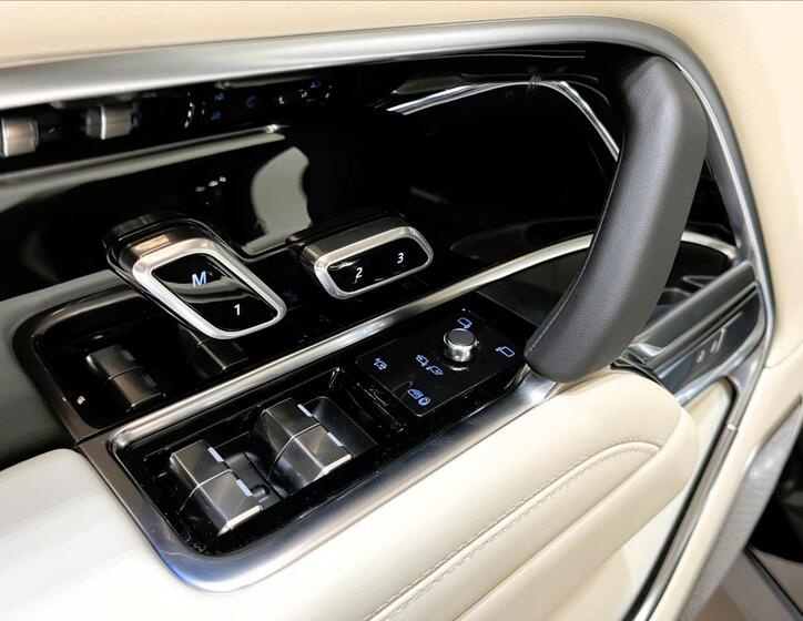 Land Rover Range Rover 12