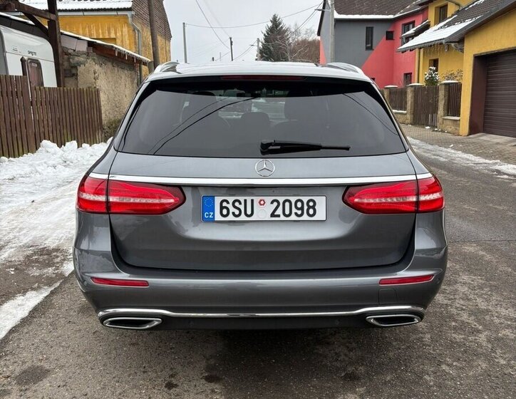 Mercedes-Benz Třídy E Kombi 0,0 0